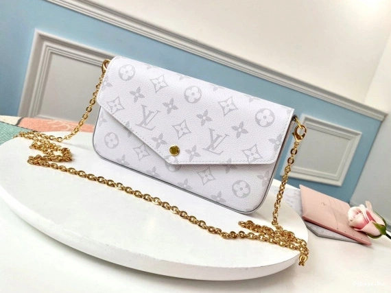 LOUIS VUITTON POCHETTE FÉLICIE 0330